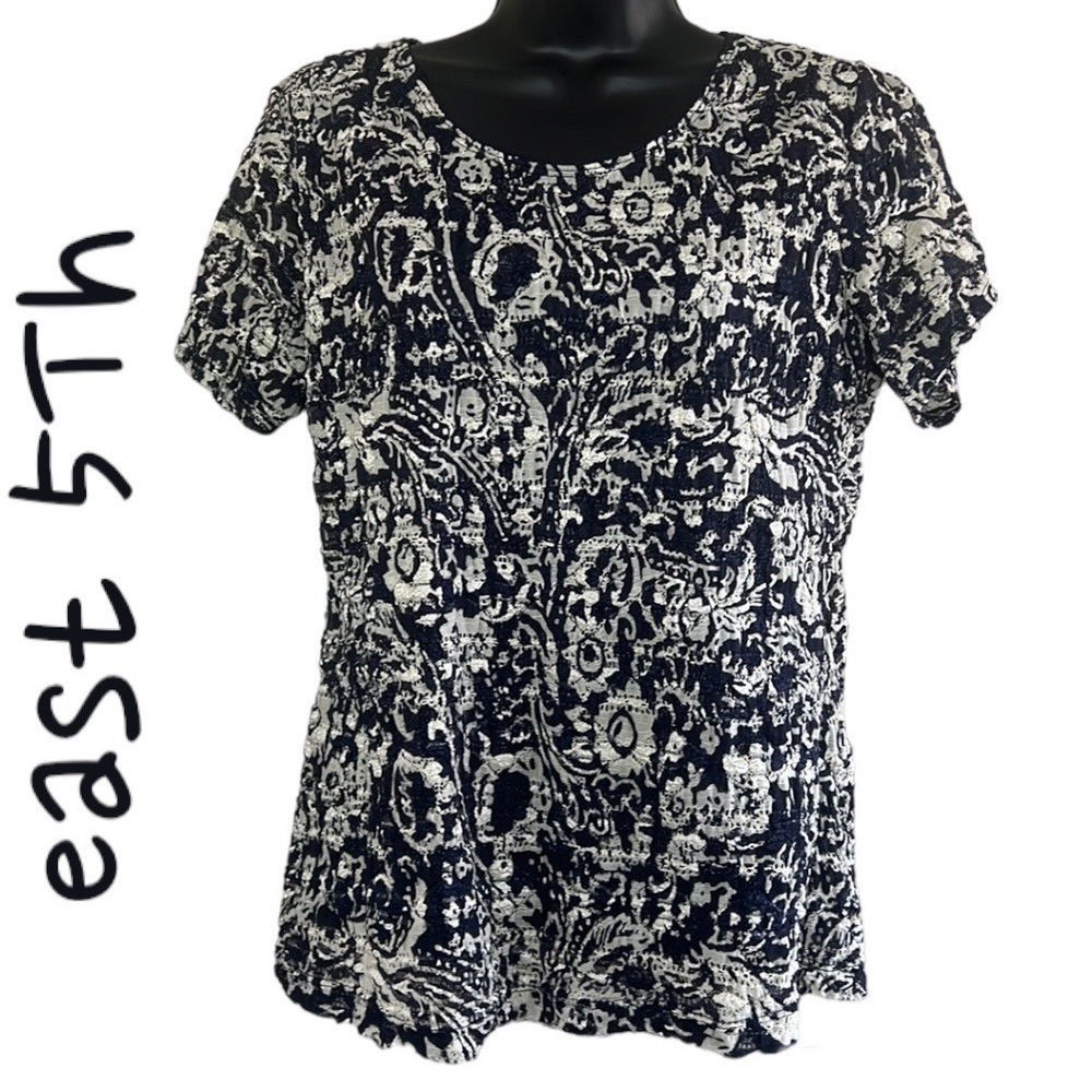 East 5th Navy Blue/White Scoop Neck Pull-over Short Sleeve Blouse Size L